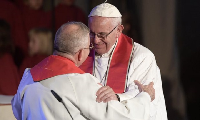 Catholics and Lutherans sign joint declaration `accepting common path` 